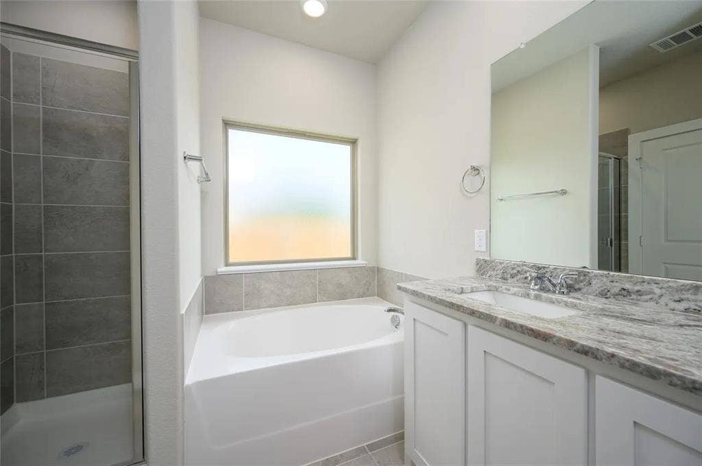 205 Woodhollow Drive, Blue Ridge, TX 75424
