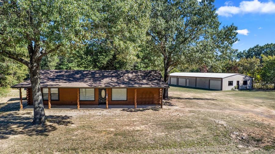 Property photo for 1620 N Fm 17, Alba, TX