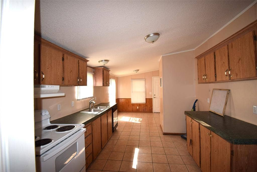 6000 Spring Creek, #7, Malakoff, TX 75148