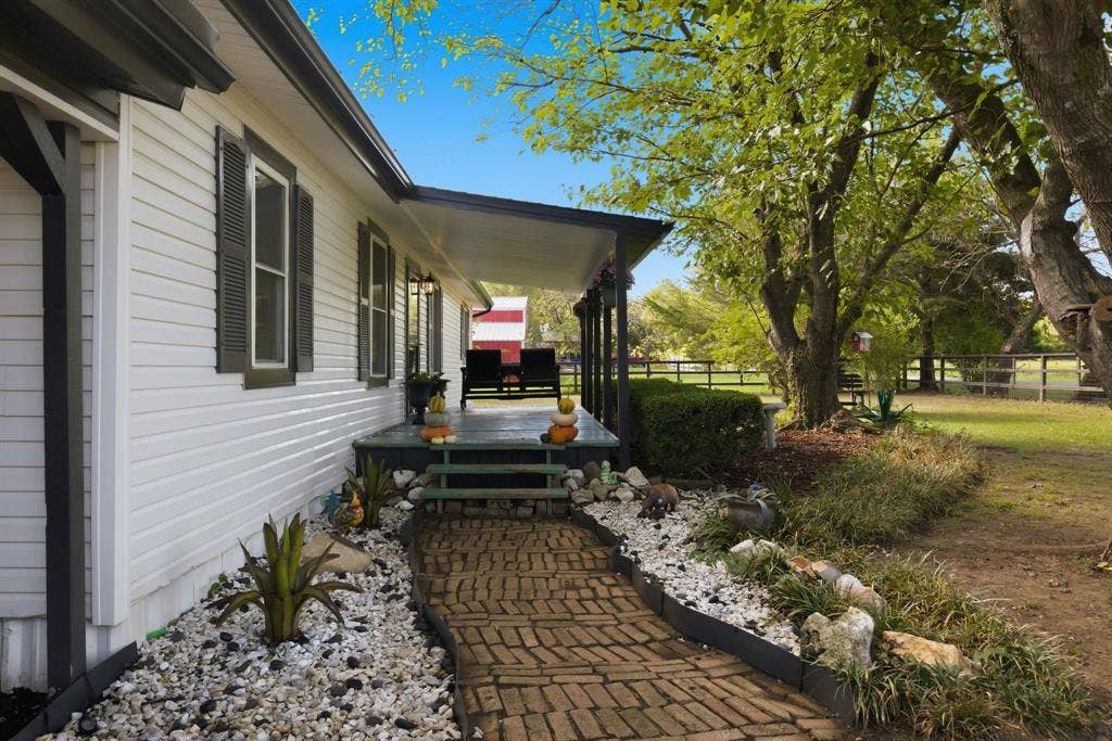 2343 County Road 1121, Farmersville, TX 75442 2343 County Road 1121, Farmersville, TX 75442