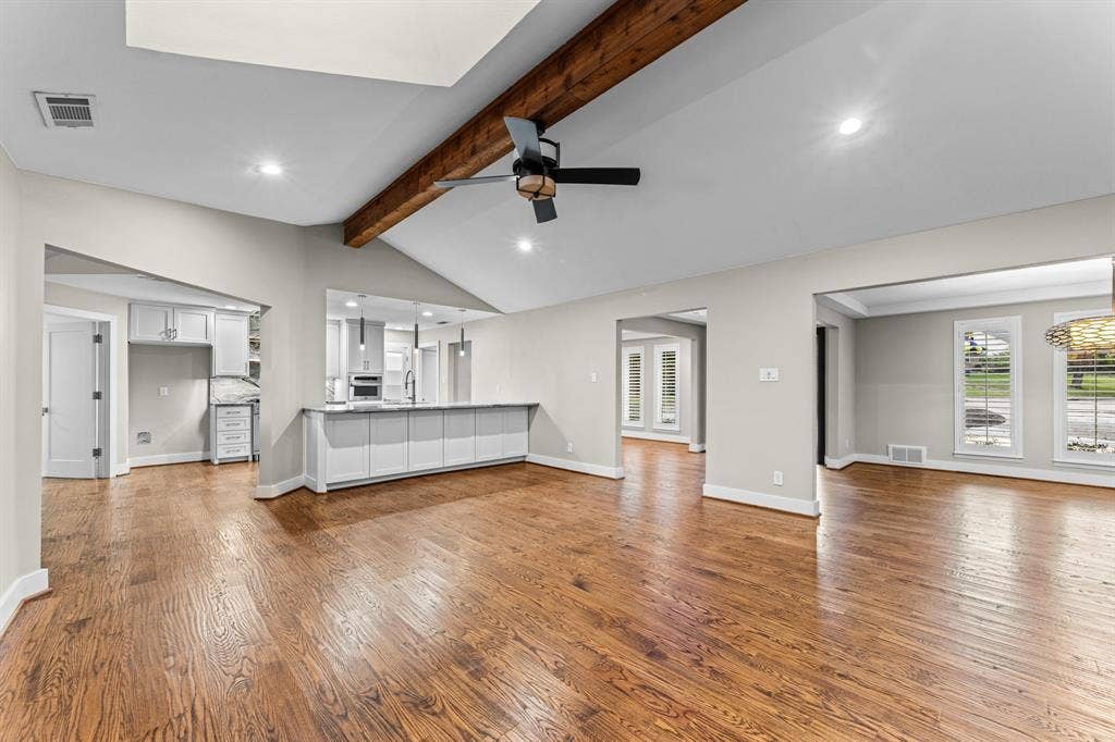 9656 Ravensway Drive, Dallas, TX 75238 Looking the other direction in the living room you can see the open concept layout
