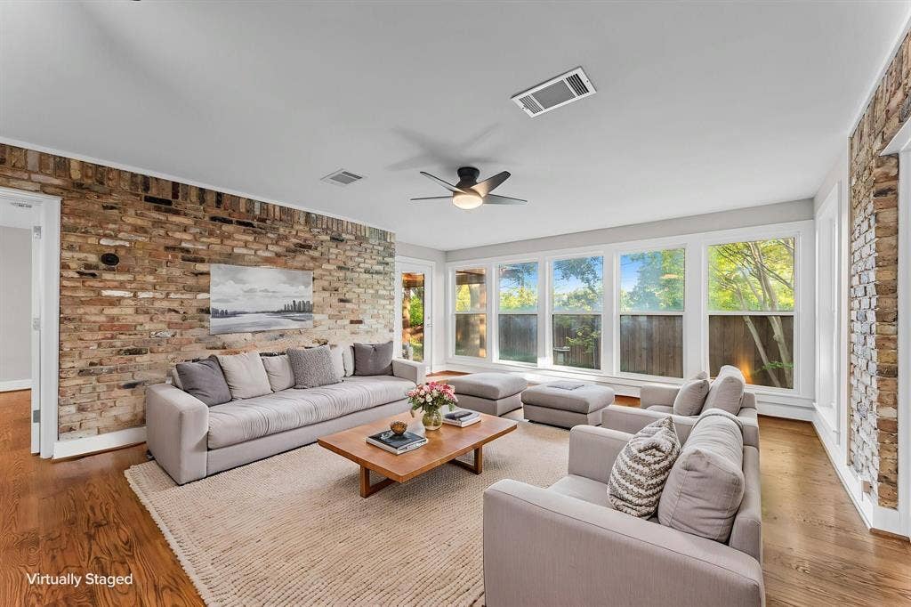 9656 Ravensway Drive, Dallas, TX 75238 Virtually staged