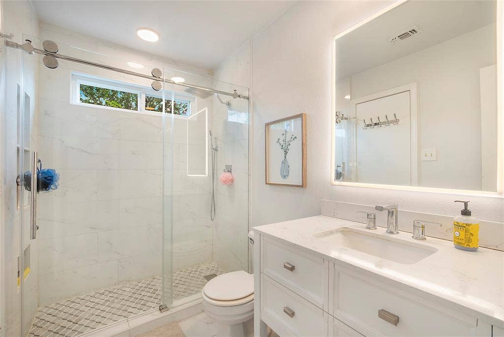 218 Saint Marys Place, Rockwall, TX 75087 218 Saint Marys Place, Rockwall, TX 75087