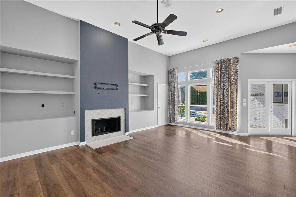 4420 Hollow Oak Drive, Dallas, TX 75287 4420 Hollow Oak Drive, Dallas, TX 75287