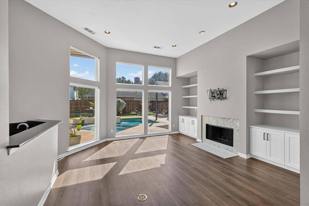 4420 Hollow Oak Drive, Dallas, TX 75287 4420 Hollow Oak Drive, Dallas, TX 75287