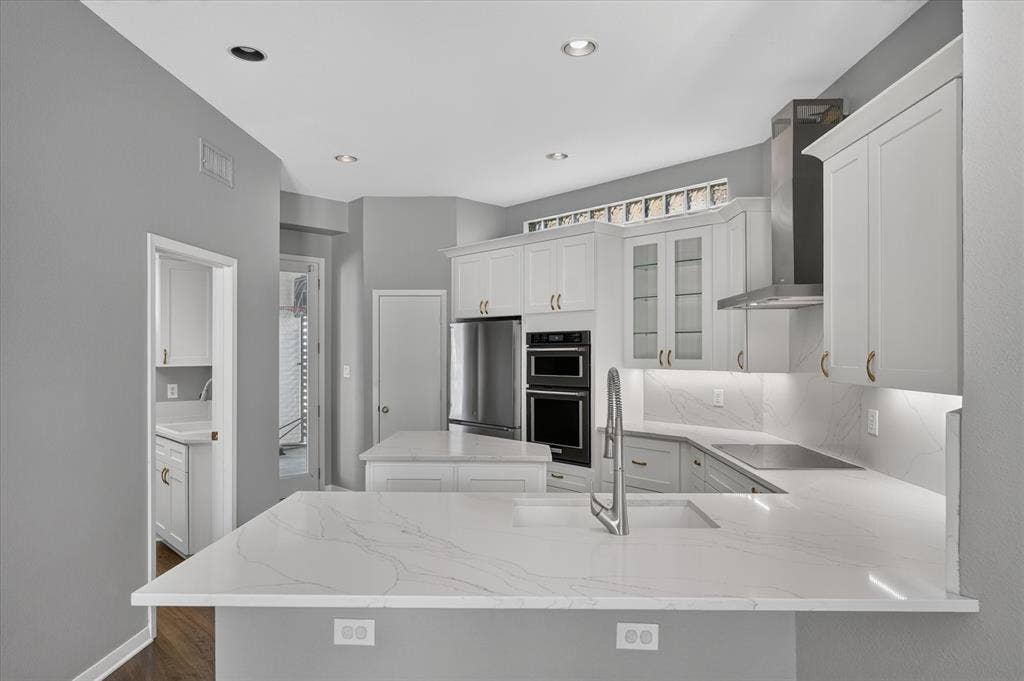 4420 Hollow Oak Drive, Dallas, TX 75287 4420 Hollow Oak Drive, Dallas, TX 75287