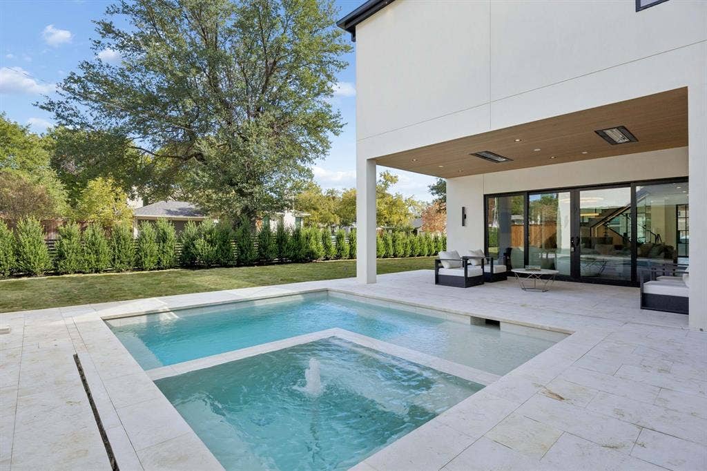 3741 Seguin Drive, Dallas, TX 75220 3741 Seguin Drive, Dallas, TX 75220