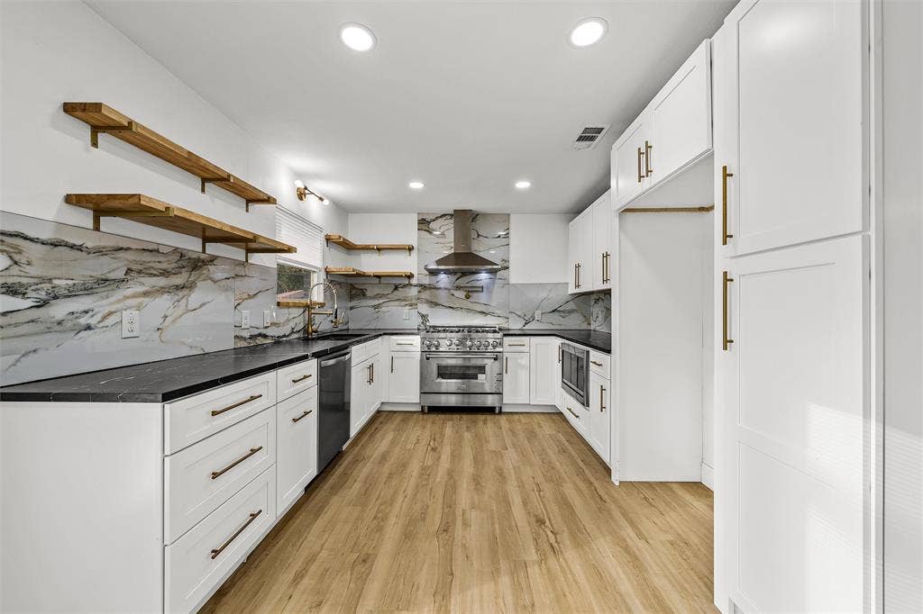 6212 Bishop Drive, Waco, TX 76710 6212 Bishop Drive, Waco, TX 76710