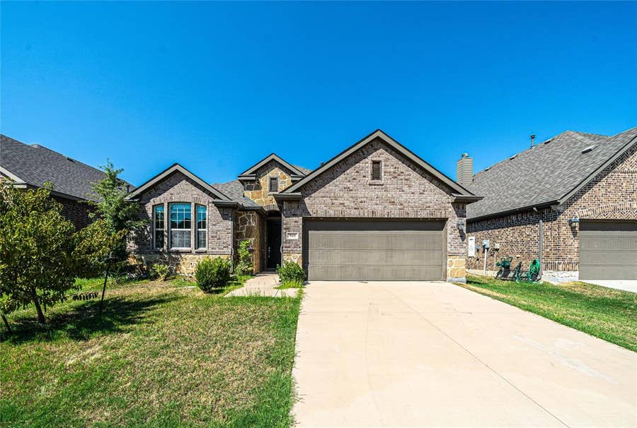 Property photo for 945 Lake Cypress Lane, Little Elm, TX