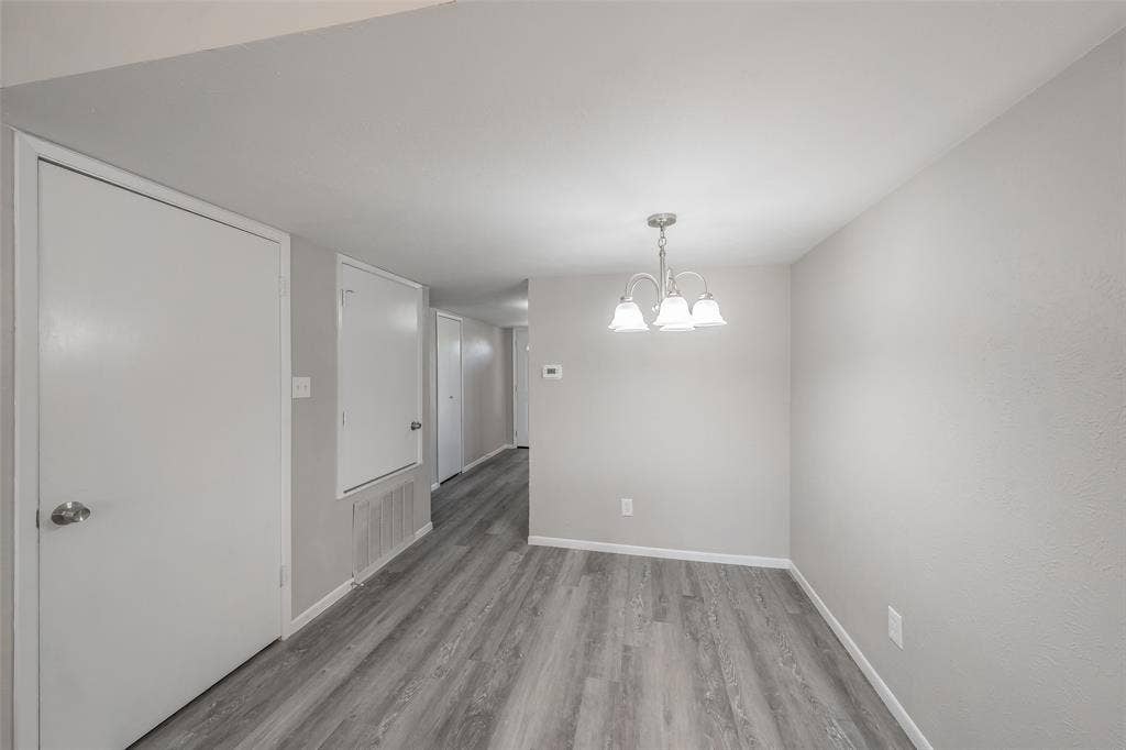 3527 Longcourt Circle, Mesquite, TX 75150 3527 Longcourt Circle, Mesquite, TX 75150