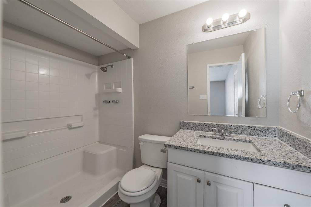 3527 Longcourt Circle, Mesquite, TX 75150 3527 Longcourt Circle, Mesquite, TX 75150
