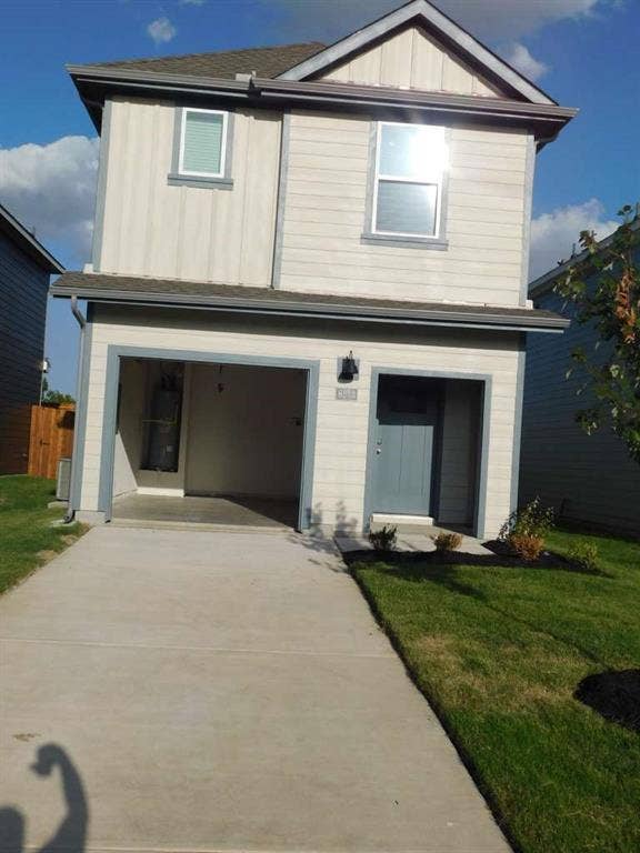 Property photo for 6223 Silver Maple Way, Princeton, TX