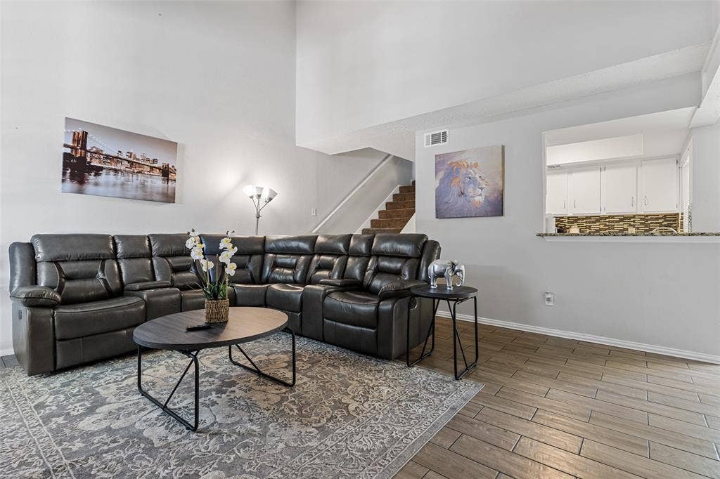 2104 Via Balboa, Carrollton, TX 75006 2104 Via Balboa, Carrollton, TX 75006