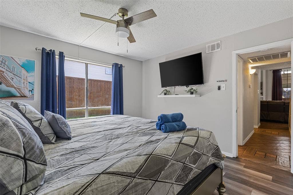 2104 Via Balboa, Carrollton, TX 75006 2104 Via Balboa, Carrollton, TX 75006