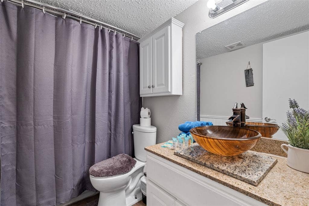 2104 Via Balboa, Carrollton, TX 75006 2104 Via Balboa, Carrollton, TX 75006