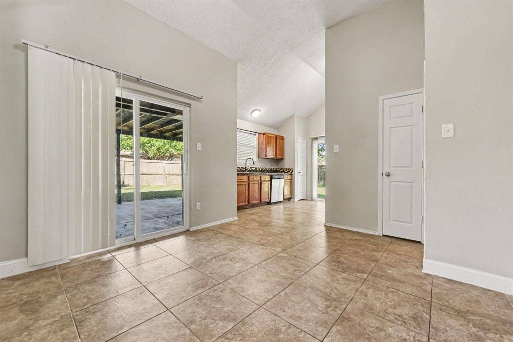 8625 Douglas Avenue, Rowlett, TX 75089 8625 Douglas Avenue, Rowlett, TX 75089