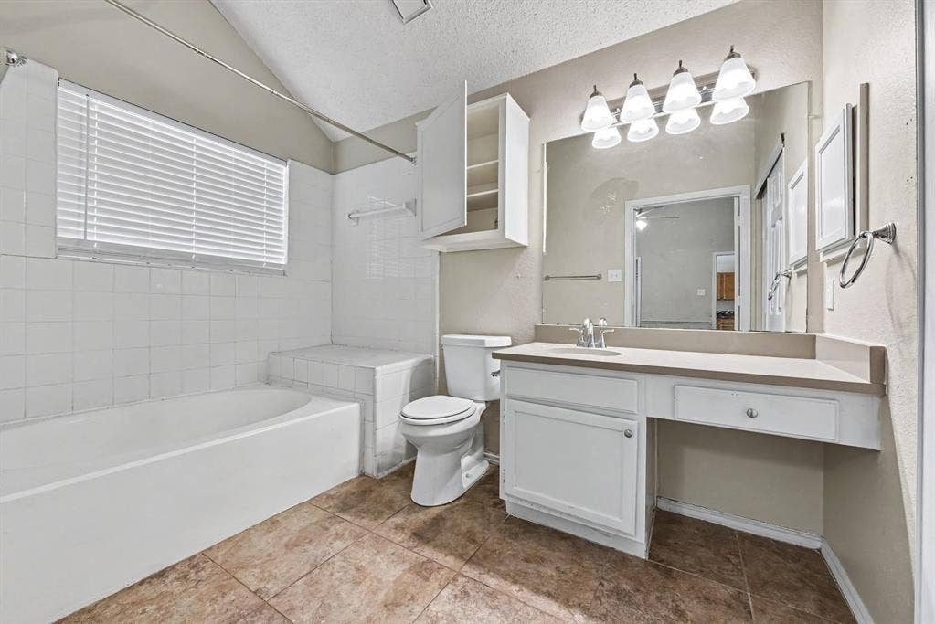 8625 Douglas Avenue, Rowlett, TX 75089 8625 Douglas Avenue, Rowlett, TX 75089