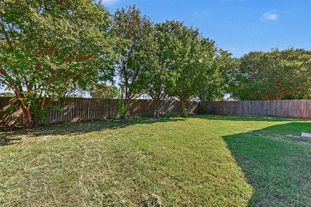 8625 Douglas Avenue, Rowlett, TX 75089 8625 Douglas Avenue, Rowlett, TX 75089