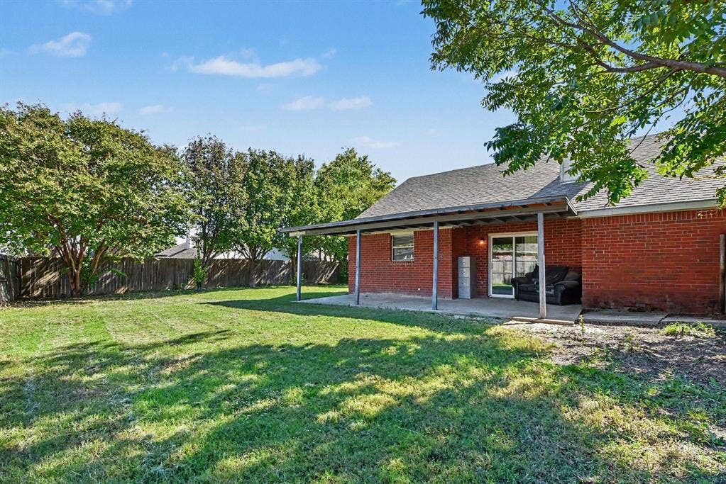 8625 Douglas Avenue, Rowlett, TX 75089 8625 Douglas Avenue, Rowlett, TX 75089