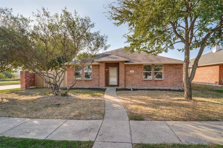 Property photo for 3137 Coolwood Lane, Rockwall, TX