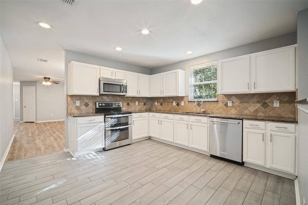 3137 Coolwood Lane, Rockwall, TX 75032 3137 Coolwood Lane, Rockwall, TX 75032