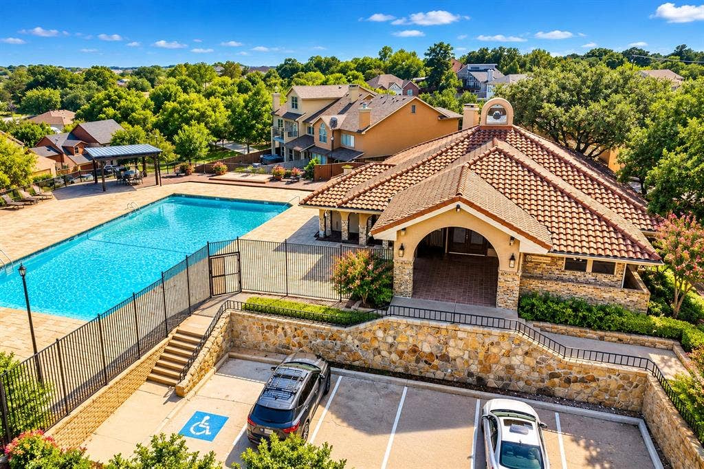 2624 Piedras, Irving, TX 75038 2624 Piedras, Irving, TX 75038