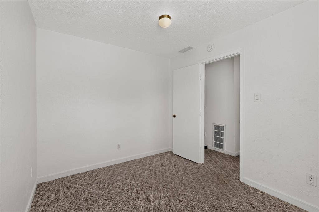 2624 Piedras, Irving, TX 75038 2624 Piedras, Irving, TX 75038