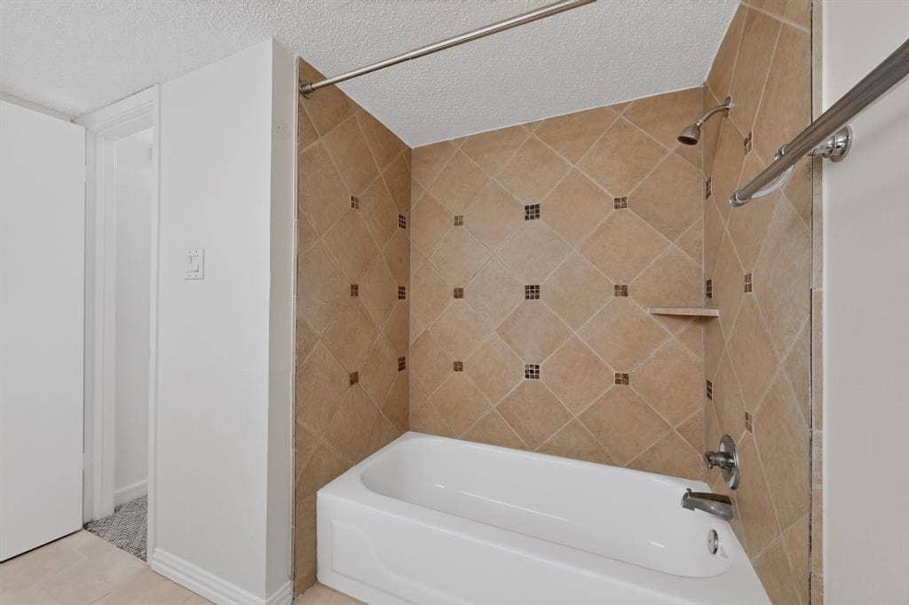 2624 Piedras, Irving, TX 75038 2624 Piedras, Irving, TX 75038