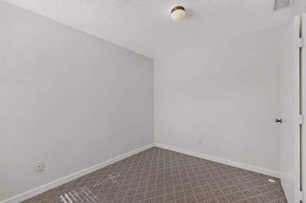 2624 Piedras, Irving, TX 75038 2624 Piedras, Irving, TX 75038