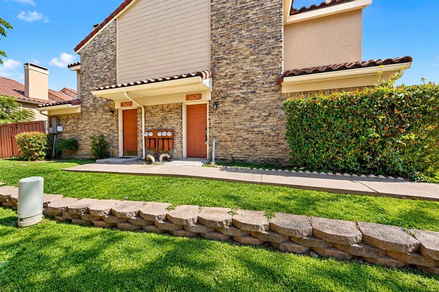 Property photo for 2624 Piedras, Irving, TX