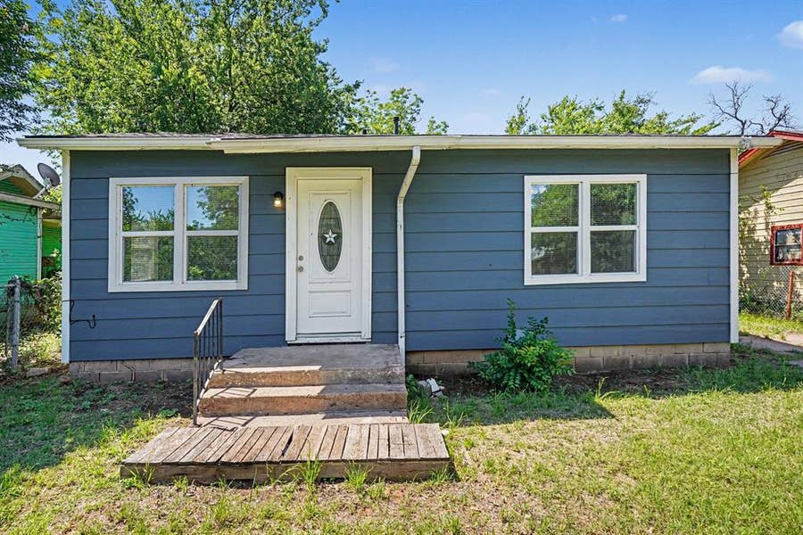 Property photo for 1327 35th Street, Wichita Falls, TX
