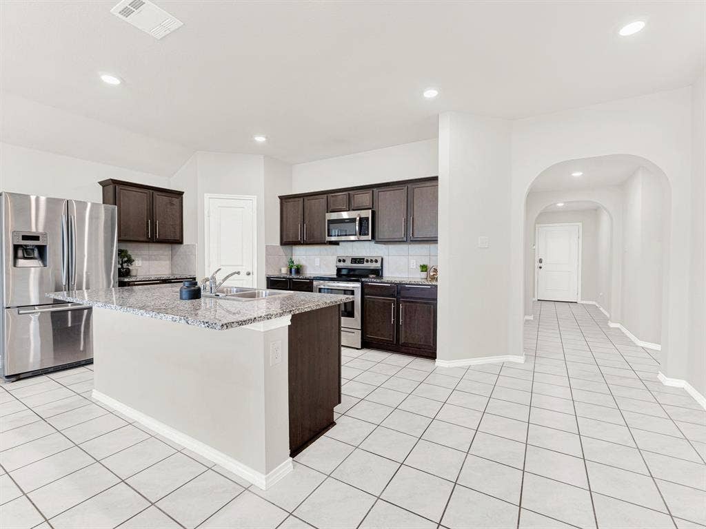 2290 Torch Lake Drive, Forney, TX 75126