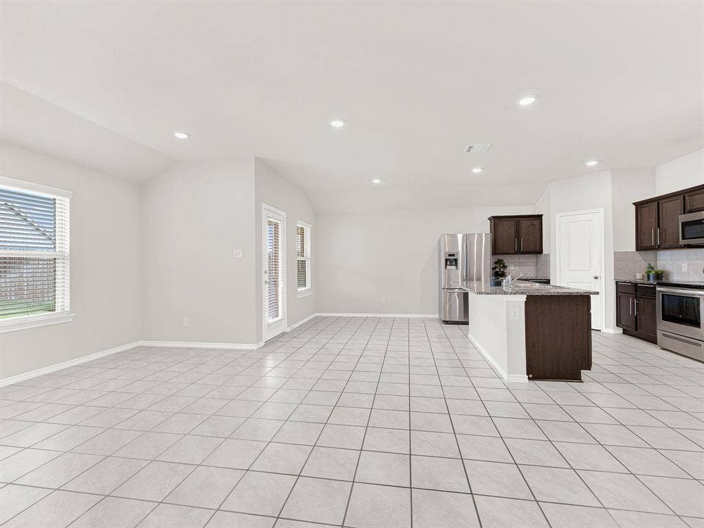 2290 Torch Lake Drive, Forney, TX 75126