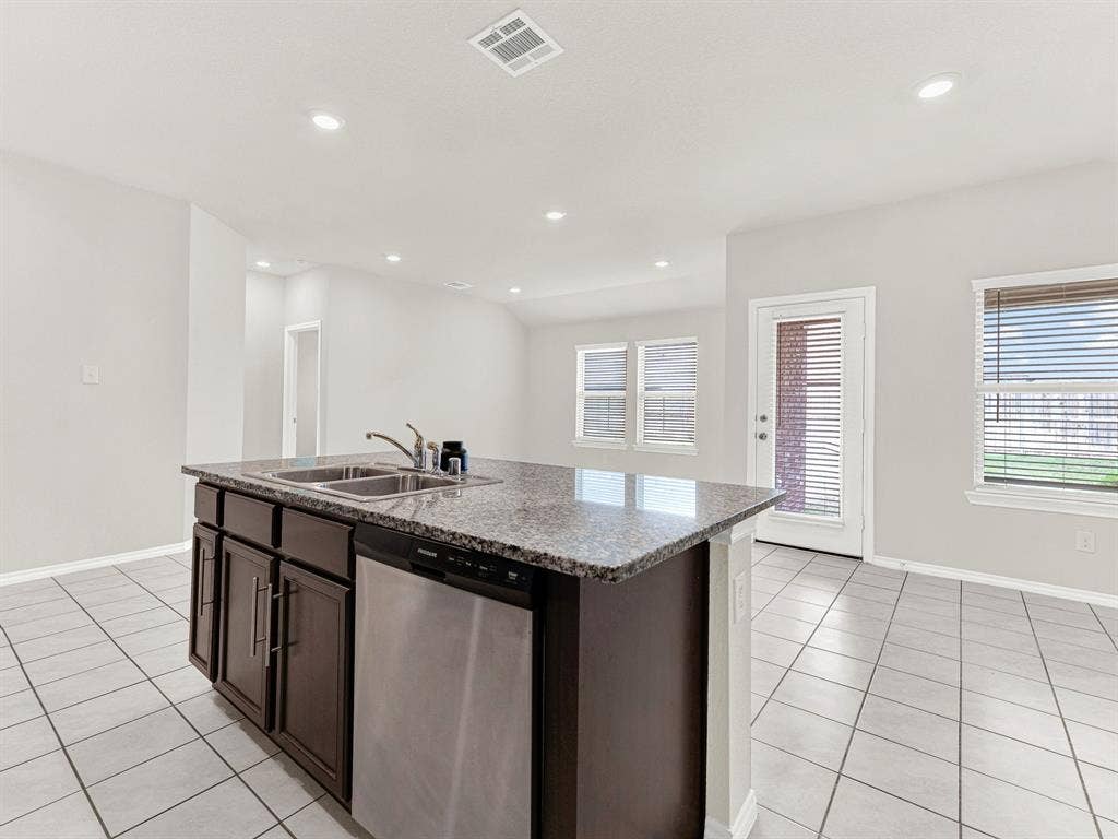 2290 Torch Lake Drive, Forney, TX 75126
