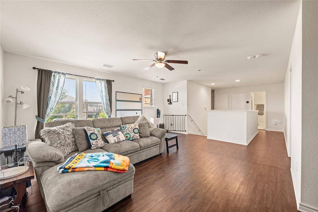 4514 Evergreen Lane, Balch Springs, TX 75180 4514 Evergreen Lane, Balch Springs, TX 75180
