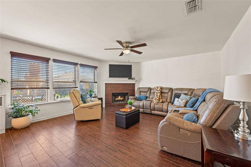 4514 Evergreen Lane, Balch Springs, TX 75180 4514 Evergreen Lane, Balch Springs, TX 75180