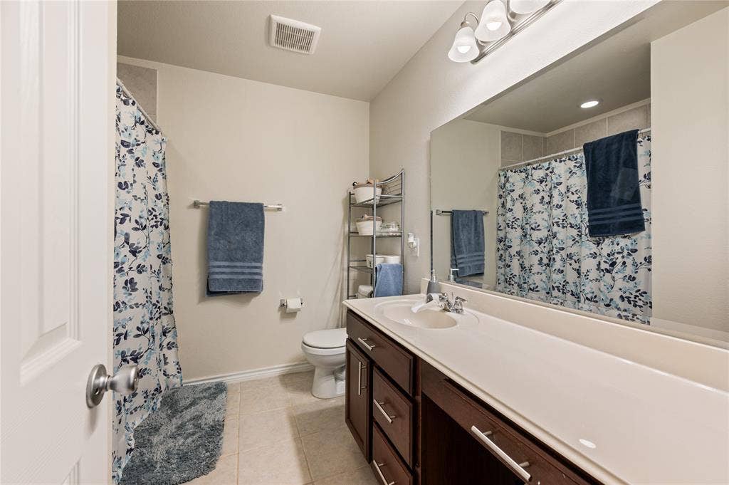 4514 Evergreen Lane, Balch Springs, TX 75180 4514 Evergreen Lane, Balch Springs, TX 75180