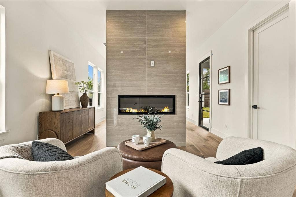 3306 Whitehall Drive, Dallas, TX 75229 3306 Whitehall Drive, Dallas, TX 75229