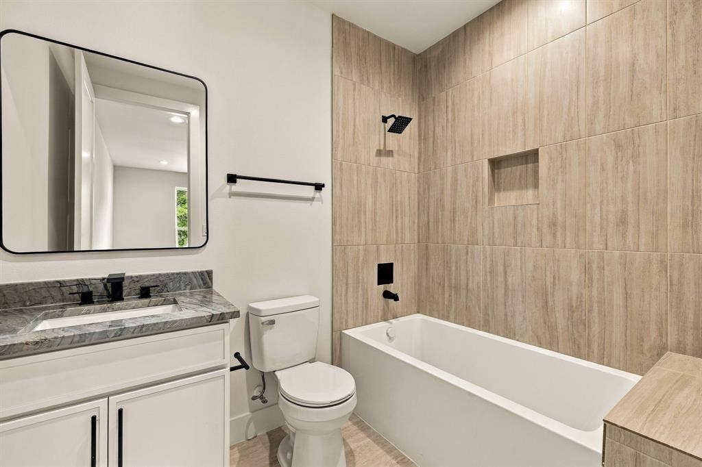 3306 Whitehall Drive, Dallas, TX 75229 3306 Whitehall Drive, Dallas, TX 75229