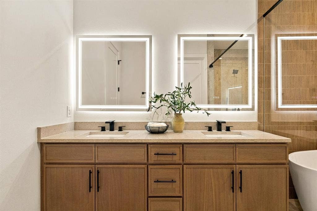 3306 Whitehall Drive, Dallas, TX 75229 3306 Whitehall Drive, Dallas, TX 75229
