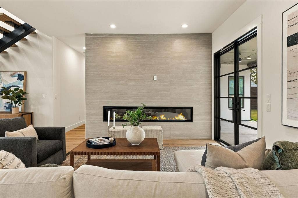 3306 Whitehall Drive, Dallas, TX 75229 3306 Whitehall Drive, Dallas, TX 75229