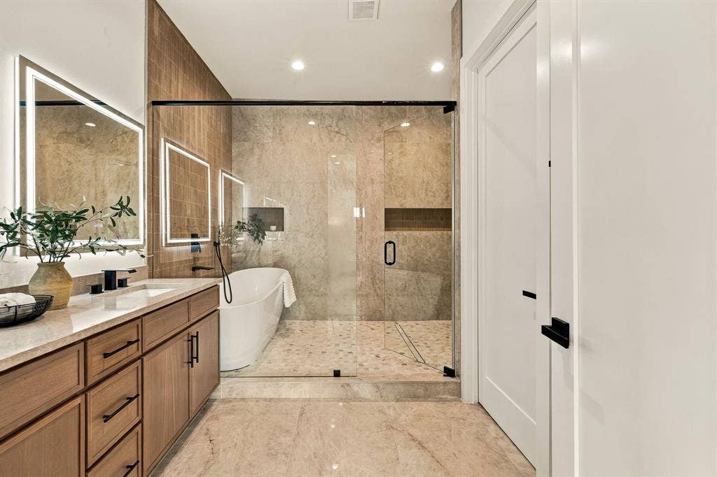 3306 Whitehall Drive, Dallas, TX 75229 3306 Whitehall Drive, Dallas, TX 75229