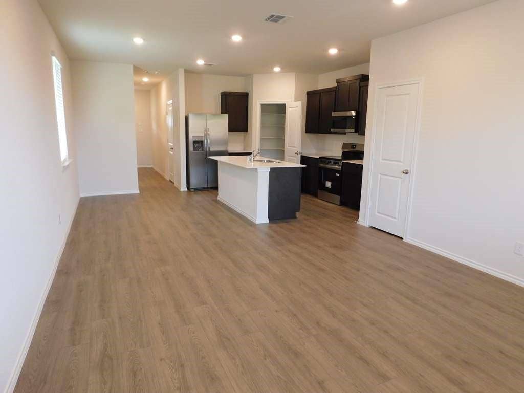 6226 Silver Maple Way, Princeton, TX 75407 6226 Silver Maple Way, Princeton, TX 75407