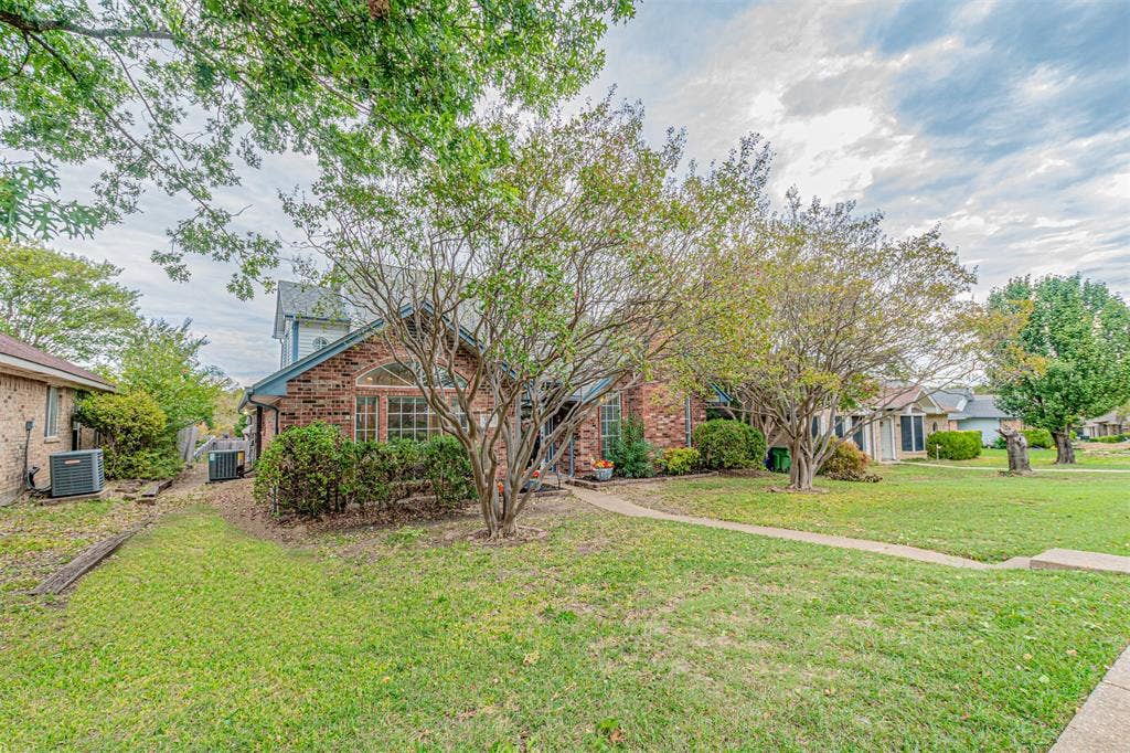 1321 Hall, Seagoville, TX 75159 1321 Hall, Seagoville, TX 75159