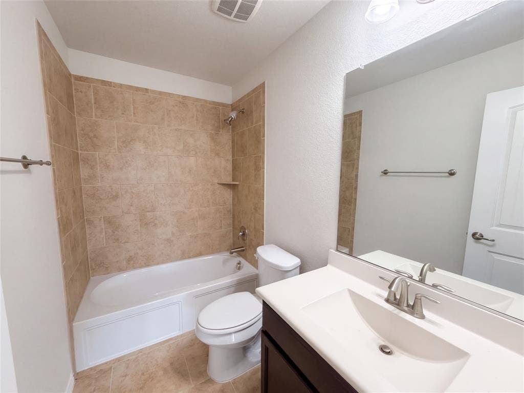 213 Callaghan Drive, Fate, TX 75189 213 Callaghan Drive, Fate, TX 75189