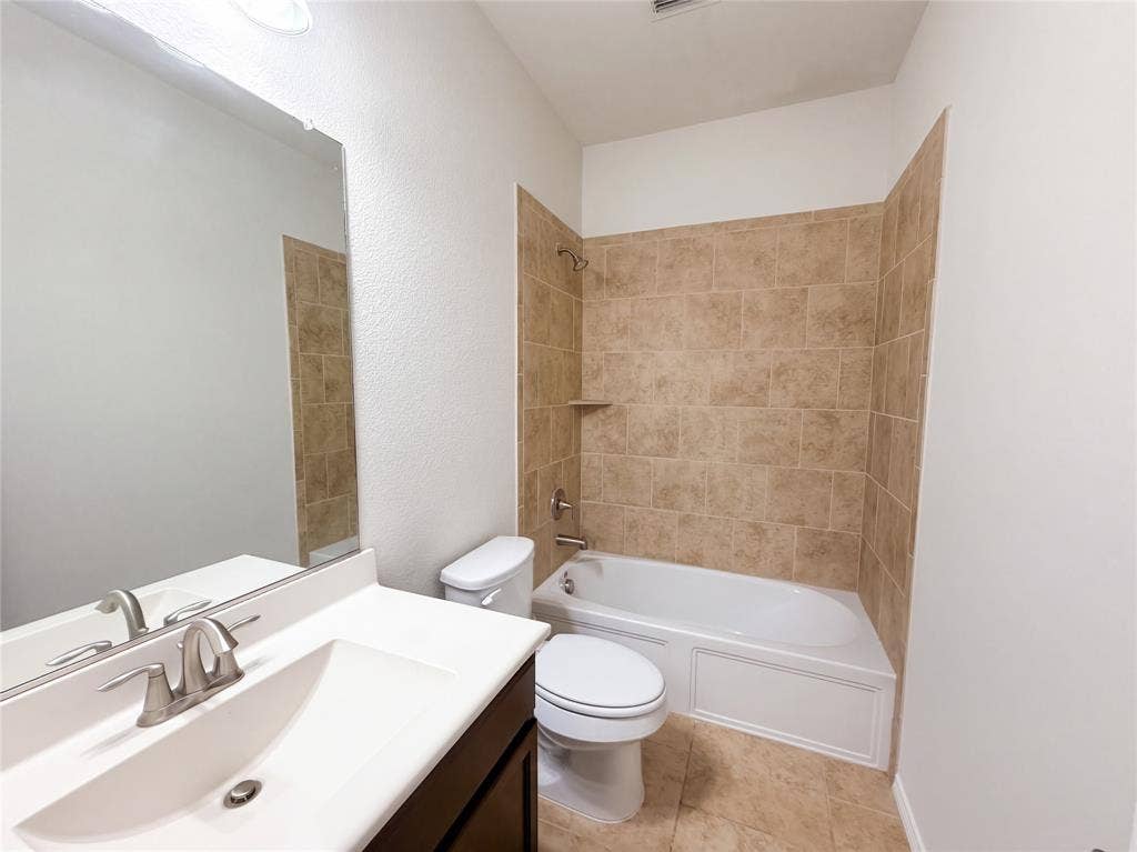 213 Callaghan Drive, Fate, TX 75189 213 Callaghan Drive, Fate, TX 75189