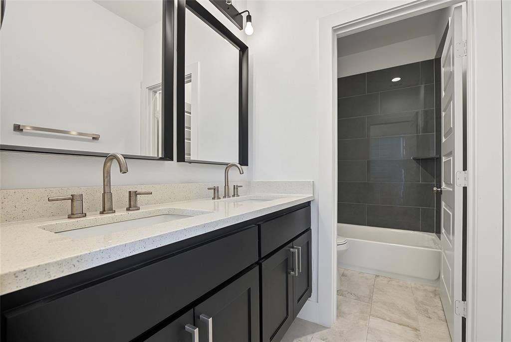 6510 Windward View Drive, Rowlett, TX 75088 6510 Windward View Drive, Rowlett, TX 75088
