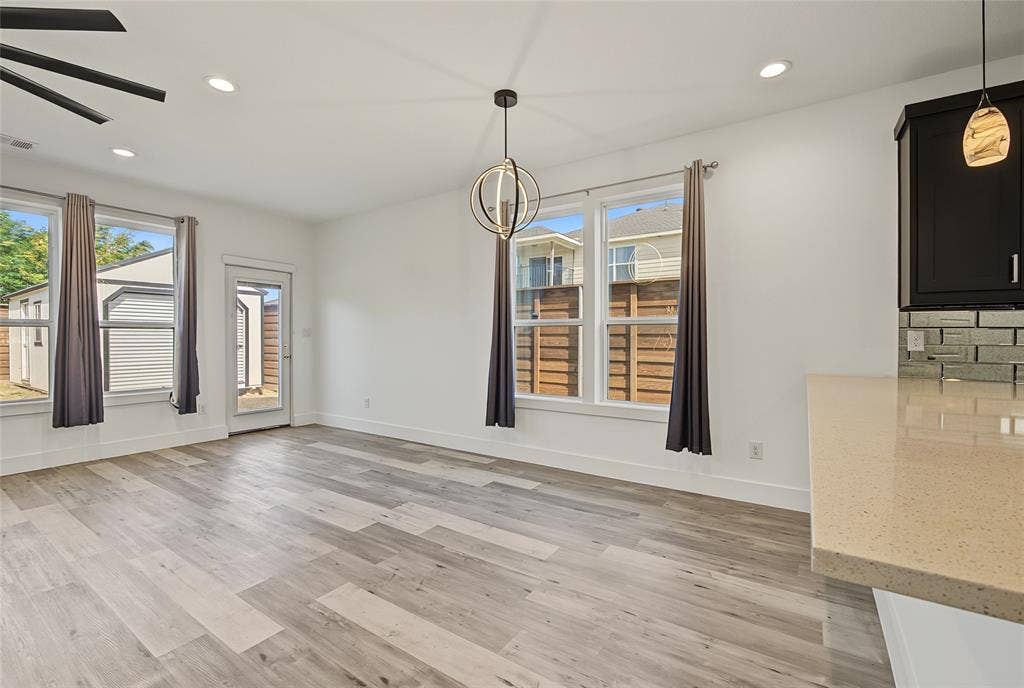 6510 Windward View Drive, Rowlett, TX 75088 6510 Windward View Drive, Rowlett, TX 75088