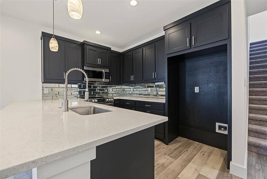 6510 Windward View Drive, Rowlett, TX 75088 6510 Windward View Drive, Rowlett, TX 75088