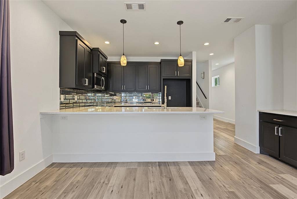 6510 Windward View Drive, Rowlett, TX 75088 6510 Windward View Drive, Rowlett, TX 75088